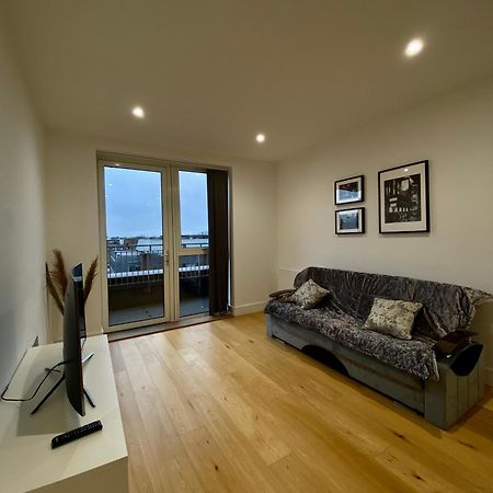 Spacious 2 Bedroom Penthouse Retreat London Exteriör bild