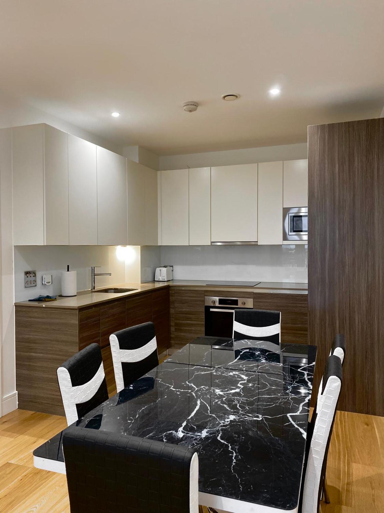 Spacious 2 Bedroom Penthouse Retreat London Exteriör bild