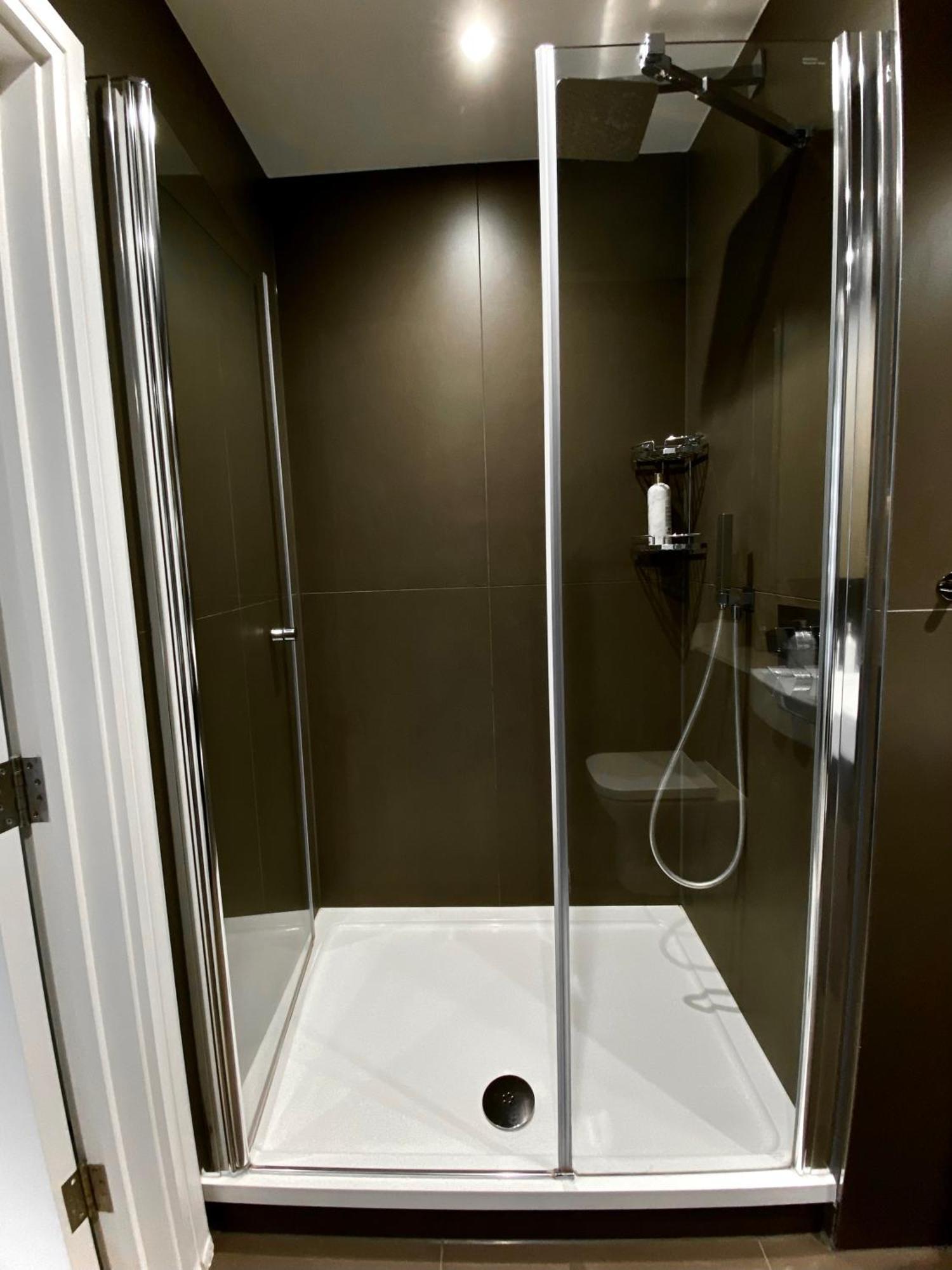 Spacious 2 Bedroom Penthouse Retreat London Exteriör bild